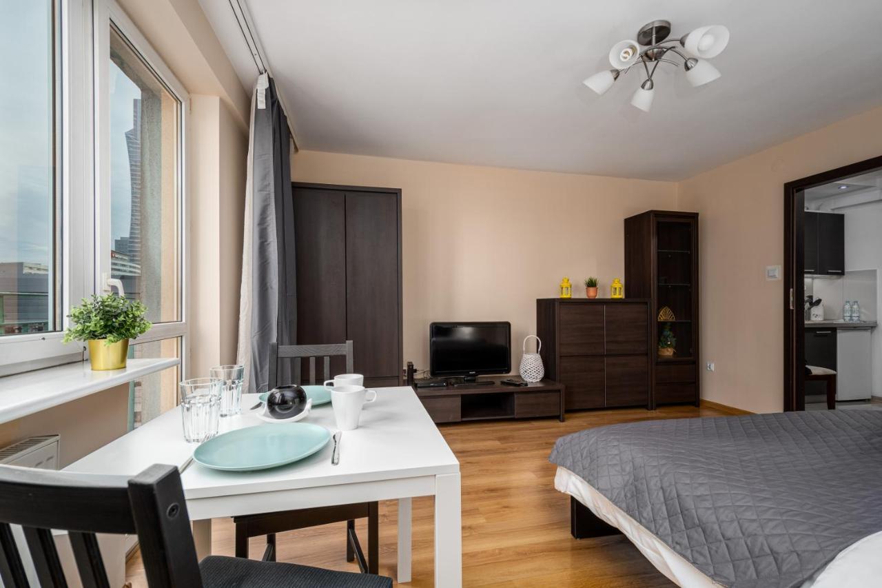 Warsaw Apartments Jana Pawla II 18 Street المظهر الخارجي الصورة